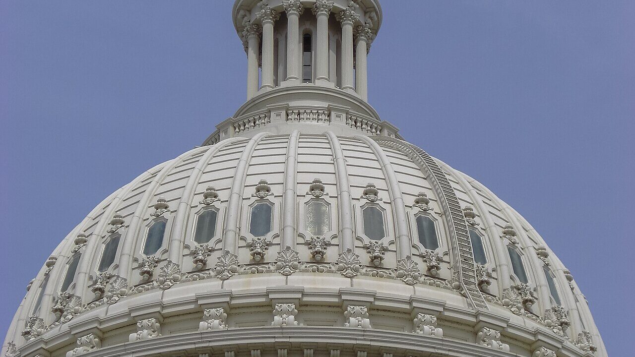 Governors Split on Federal Directives as Implementation Nears